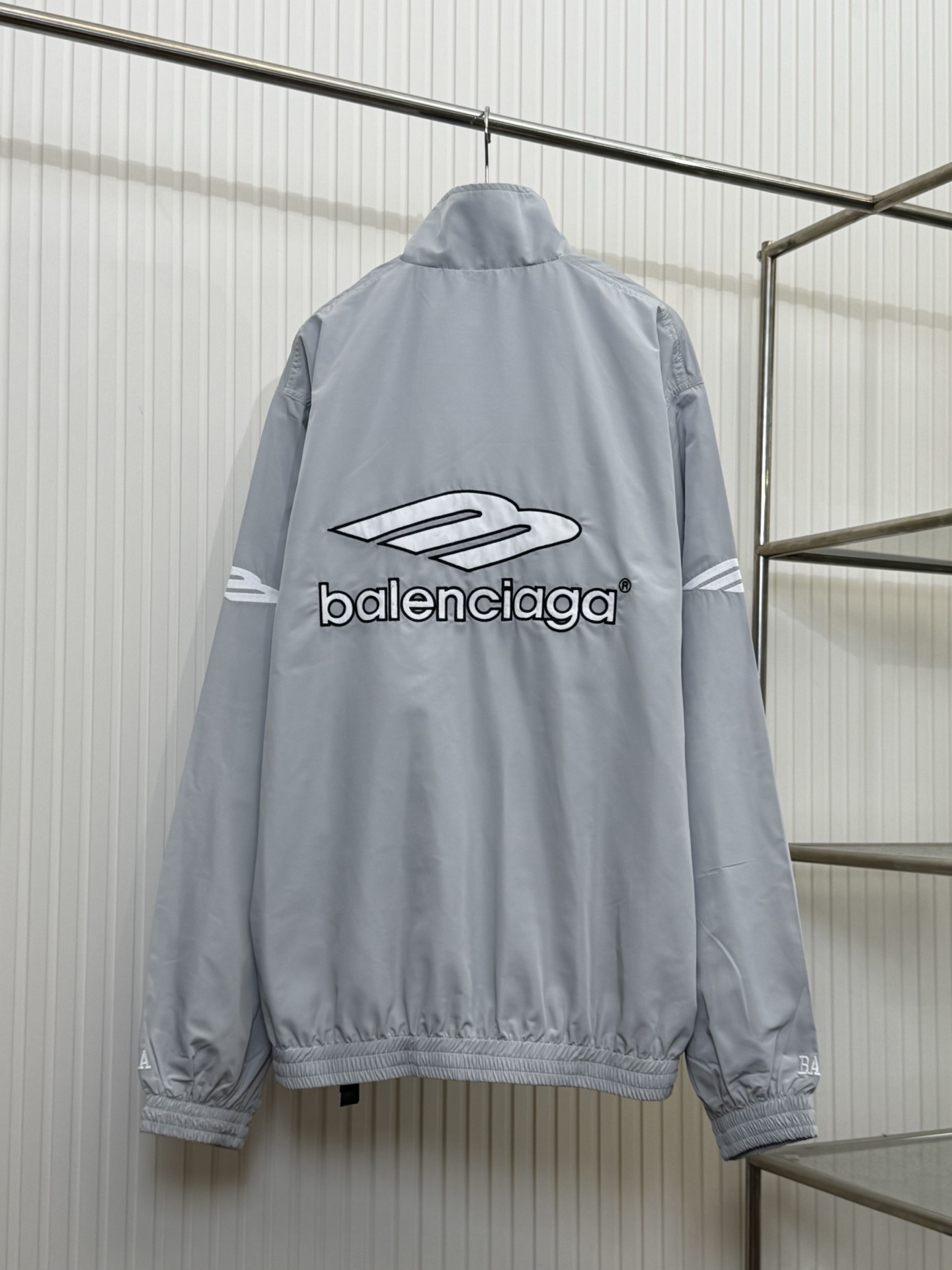 4817dd091b59cbff5c207f590de634ca_1766376869_9836.jpg