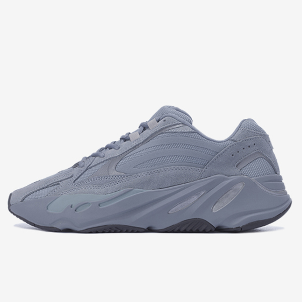 アディダス イージー ブースト 700 "ホスピタルブルー" YEEZY BOOST 700 FV8424 [G5]